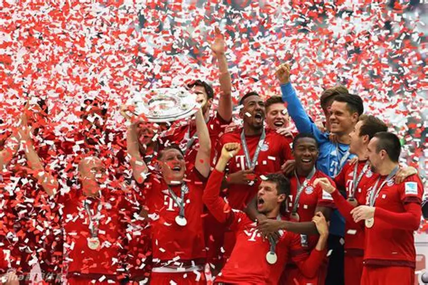 拜仁慕尼黑：歐冠“鋼鐵洪流”的激蕩征程